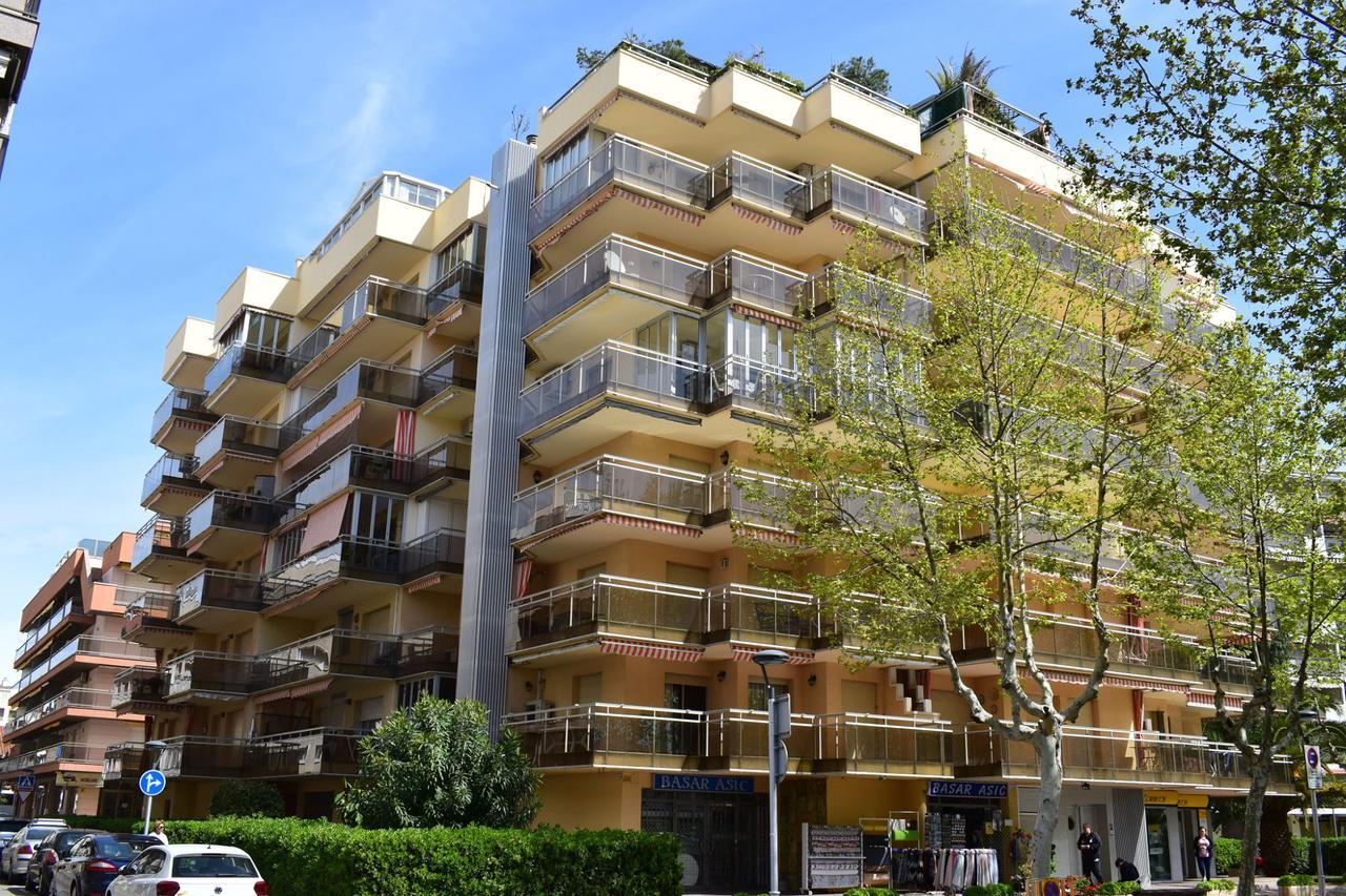 Differentflats Palafox Apartment Salou Luaran gambar